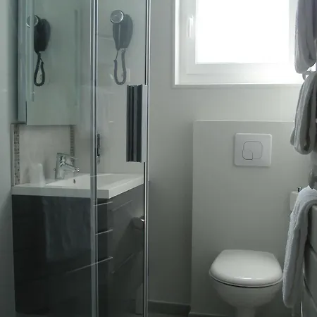 Ξενοδοχείο Les Embruns 3*