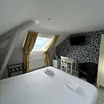 Szálloda Les Embruns Trouville-sur-Mer