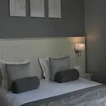 Hotel Les Embruns 3*