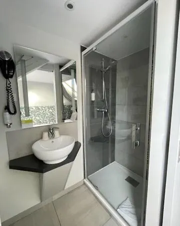 Hotel Les Embruns 3*