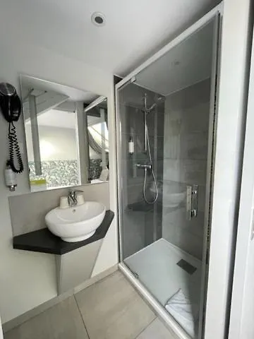 Hotel Les Embruns 3*