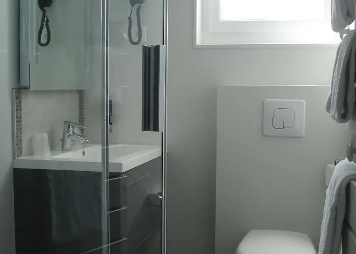 Hotell Les Embruns 3*